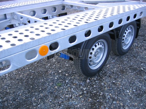 Dvouosý brzděný přívěs k přepravě automobilů PAV 2,0 č.10