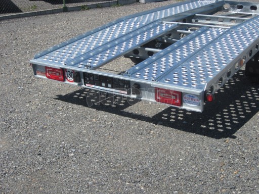 Dvouosý brzděný přívěs k přepravě automobilů PAV 2,0 č.18