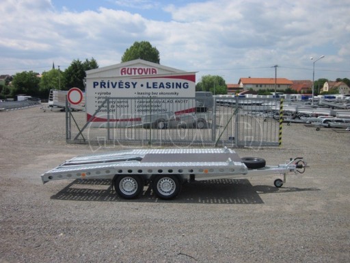 Dvouosý brzděný přívěs k přepravě automobilů PAV 2,0 č.22