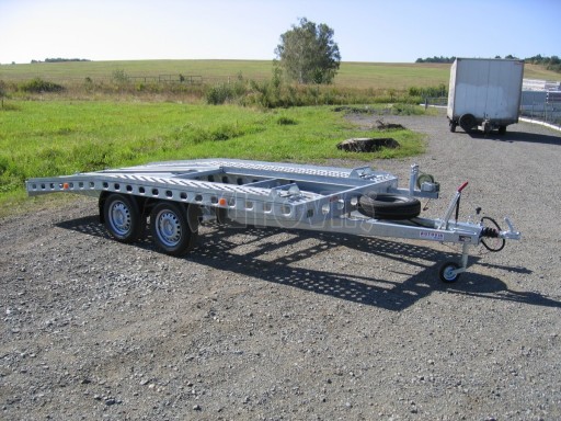 Dvouosý brzděný přívěs k přepravě automobilů PAV 2,0 č.25