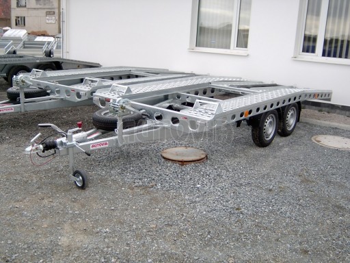 Dvouosý brzděný přívěs k přepravě automobilů PAV 2,0 č.36