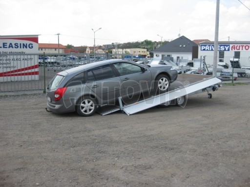 Dvouosý brzděný přívěs s hydraulicky sklopnou plochou AD speciál valník 2,7t  4,15/1,88/0,35** č.24