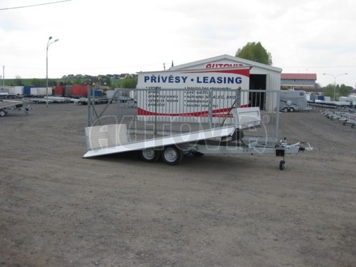 Dvouosý brzděný přívěs s hydraulicky sklopnou plochou AD speciál valník 2,7t  4,15/1,88/0,35** č.36