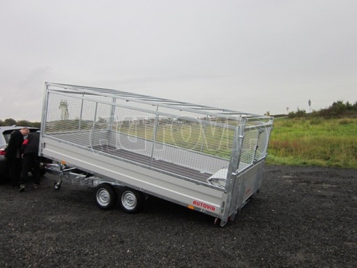 Dvouosý brzděný přívěs s hydraulicky sklopnou plochou AD speciál valník 2,7t  4,15/1,88/0,35** č.134