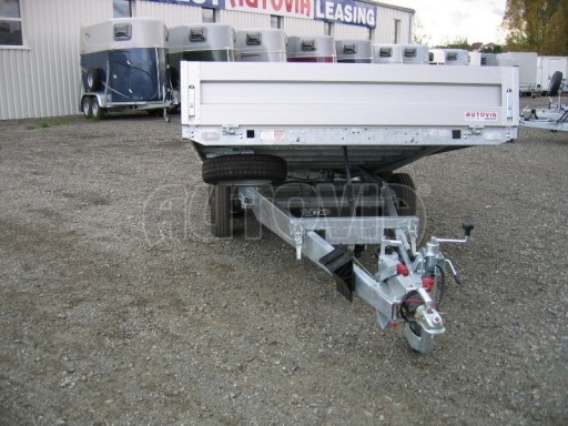 Dvouosý brzděný přívěs s hydraulicky sklopnou plochou AD speciál valník 2,7t  4,15/1,88/0,35** č.149