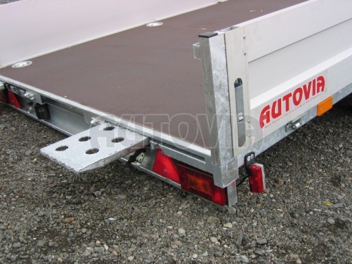 Dvouosý brzděný přívěs s hydraulicky sklopnou plochou AD speciál valník 2,7t  4,15/1,88/0,35** č.159