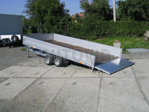 Dvouosý brzděný přívěs s hydraulicky sklopnou plochou AD speciál valník 2,7t  4,15/1,88/0,35** č.176