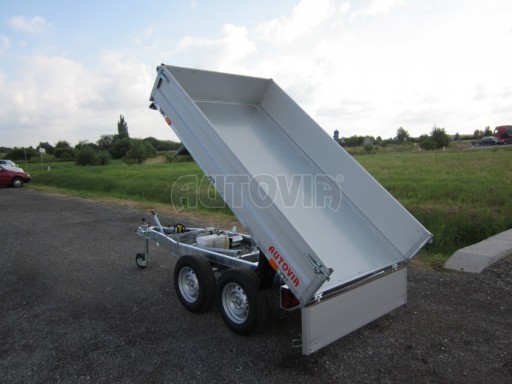 Sklápěcí přívěs DLT 2,7T 2,57x1,48/0,35 pozink v elektrice