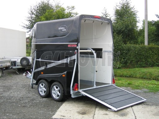 Přepravník koní Lodestar Premium 2,0t č.16