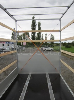 Vzduchem brzděný přívěs AVG 10T 7,37x2,48/3,05 č.12