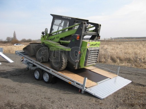 Hydraulicky sklopný přívěs AD UNC 4,15/2,10** č.6