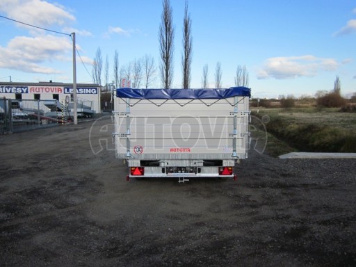 Třístranný sklápěč PHT 3,5T 4,18x2,10/1,05 nástavby bočnic