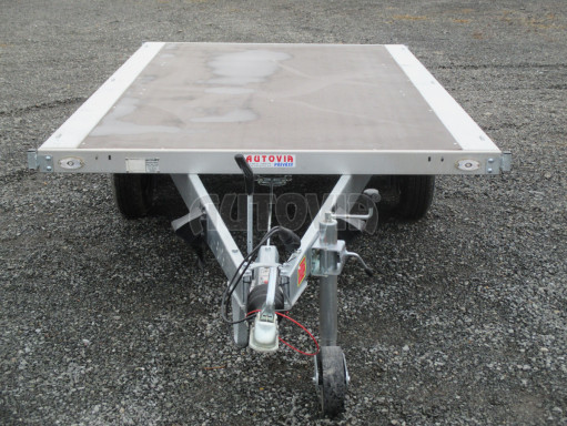 Dvouosý přívěs v provedení plato ZV 32 2,0T B2 3,00x1,80 13