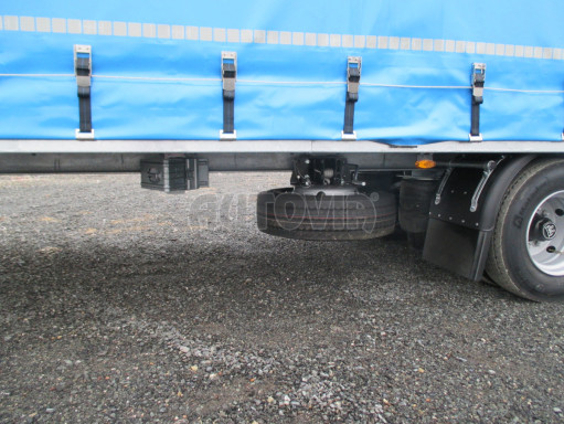 Jednonápravový vzduchem brzděný přívěs MD 10T B1 8,50x2,48/3,03 č.13