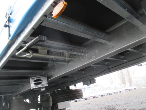 Jednonápravový vzduchem brzděný přívěs MD 10T B1 8,50x2,48/3,03 č.14