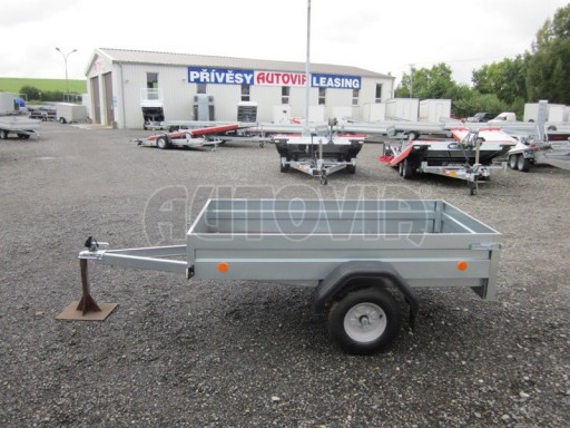 Jednoosý nebrzděný nákladní přívěs Hobby 750kg 2,06x1,10/0,30 č.3