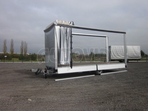 Tandemový jednoosý vzduchem brzděný přívěs AVG 10T 7,40x2,48/3,10 č.8