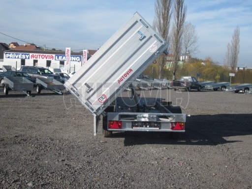 Třístranný sklápěč s nástavbou bočnic ATS 3SKS 3,5T 3,32x1,70/0,70 ECO ruč