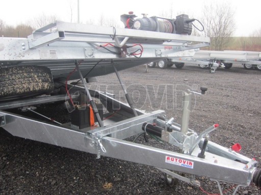 Hydraulicky sklopný přívěs pro přepravu aut AD 3,5T B2 5,17x2,47 plato