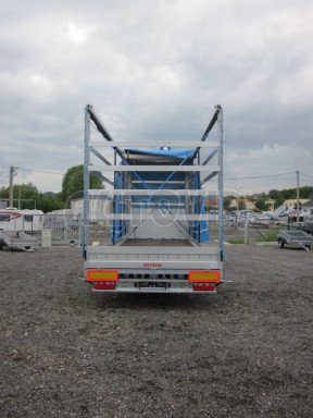 *Jednonápravový vzduchem brzděný, nákladní přívěs AVG 5,45T 7,40x2,48/3,05 č.15