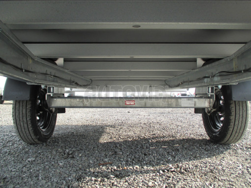Přívěsný vozík za osobní auto ZV 32 750kg N1 3,00x1,80/0,35 zesílená náprava AME