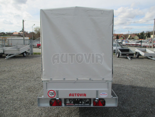 Přívěs za osobní auto s plachtou PN 26 750kg 2,65x1,24/1,58