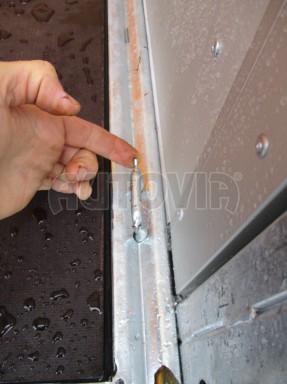 Jednonápravový 18-ti paletový vzduchem brzděný nákladní přívěs AVG 10T 7,48x2,48/3,06 č.13