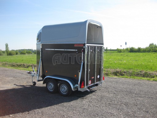 přívěs pro jednoho koně