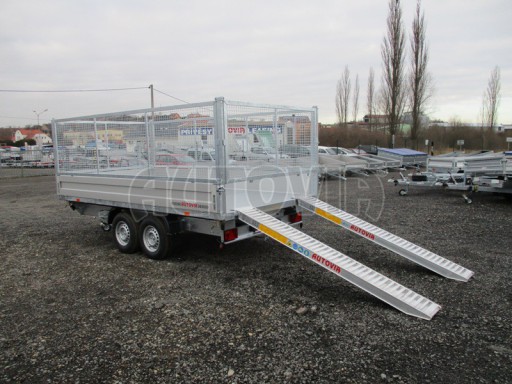 Univerzální skladový třístranný sklápěč PHT 3,5T 4,18x2,10/1,35 GITTER v elektrice