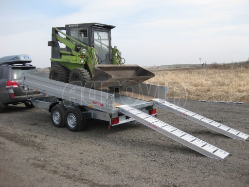Třístranný sklopný přívěs PHT 3,5T 4,18x2,10/0,35 hev. nohy v elektrice