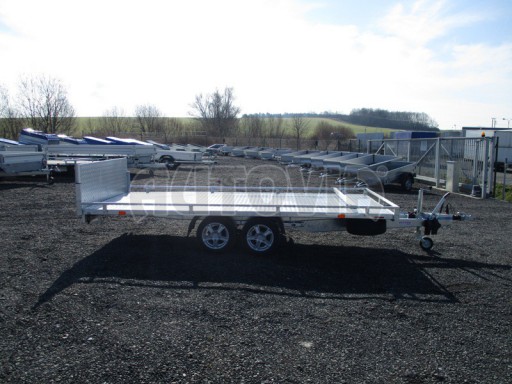 AD 2,7T 4,17x2,09  ALU hydraulicky sklopné plato kombi rampa/nájezdy