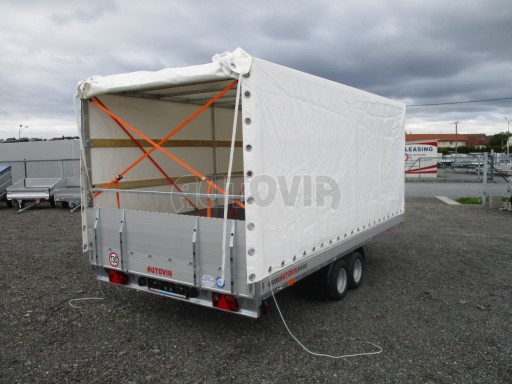 Naklápěcí přívěs s rampou AD 2,7T 4,17x2,09/1,80