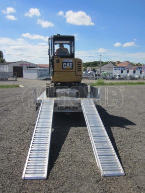 Nájezd hliníkový 3000 mm (7200kg na pár) č.5
