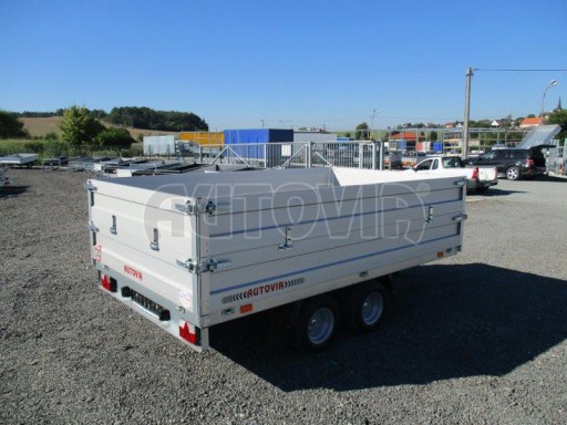 Přívěsný vozík v provedení valník s nástavbou ZV 32 2,0T B2 3,00x1,80/0,70