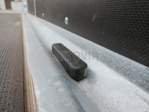 Nebrzděný jednoosý přívěs VA 750kg 2,06x1,27/0,30 č.16