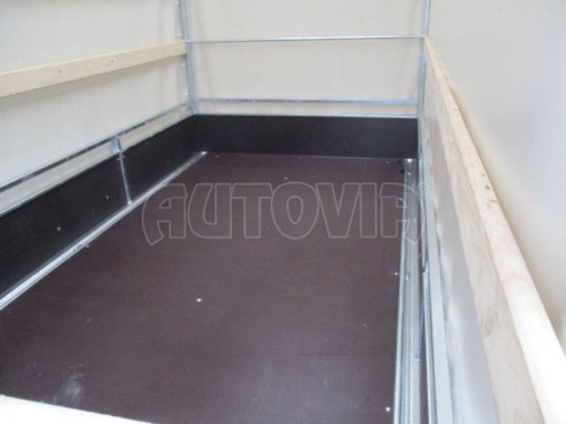 Přívěsný vozík s plachtou ZV 31 2,7T B2 3,01x1,54/1,83