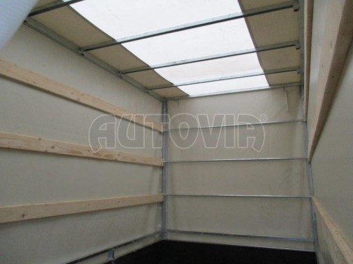 Přívěsný vozík s plachtou ZV 31 2,7T B2 3,01x1,54/1,83