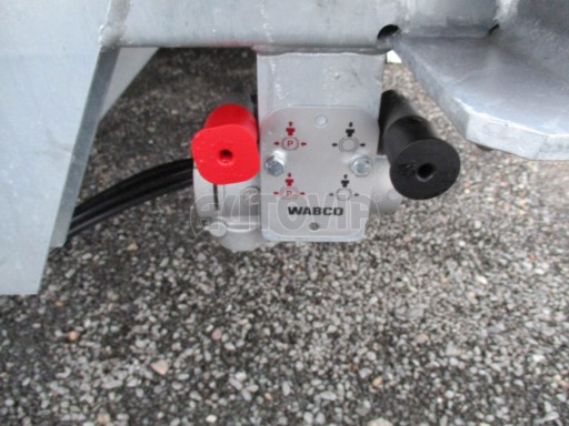 Vzduchem brzděný tandemový přepravník AVG 18T 6,70x2,48 č.33