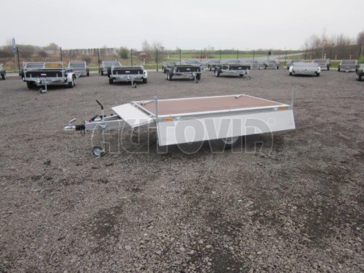 Vlek za auto - ZV 22 1,3T B1 2,55x1,50/0,35 rohové sloupky** č.19