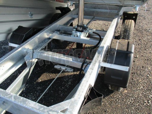 Třístranný sklápěč VER 3SKS 2,7T 2,65x1,55/0,60 ruč nástavba č.25