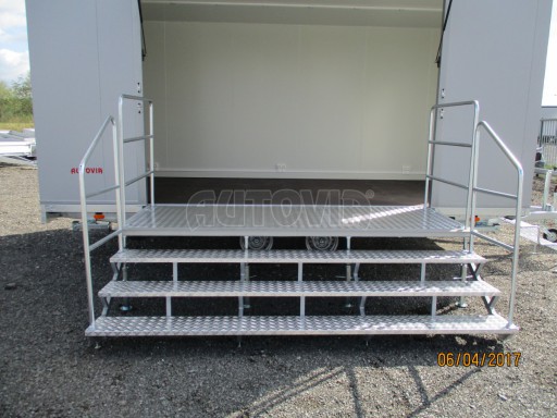 Prodejní stánek stříbrný VA 2,7T 5,09x2,38/2,30 č.11