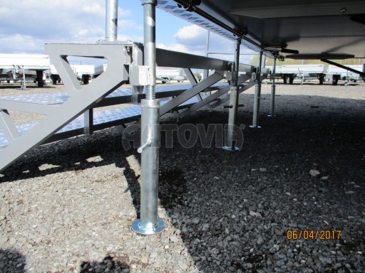 Prodejní stánek stříbrný VA 2,7T 5,09x2,38/2,30 č.12