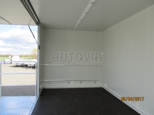 Prodejní stánek stříbrný VA 2,7T 5,09x2,38/2,30 č.15