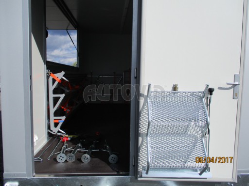 Prodejní stánek stříbrný VA 2,7T 5,09x2,38/2,30 č.22