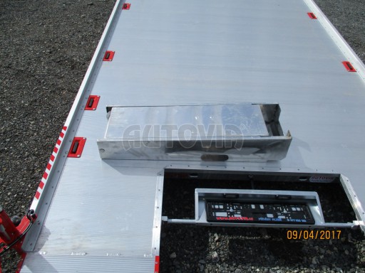 Přívěs pro přepravu sportovních automobilů IM 2,7T 5,01x2,09 dvouč. č.17