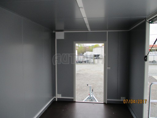 Prodejní stánek bílý VA 2,7T 5,09x2,38/2,30* č.14