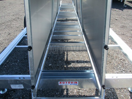 Přívěsný vozík pro umístění reklamy BGS Billboard 5,1 x 2,4m č.12