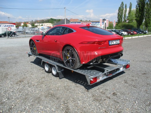 Přívěs pro přepravu sportovních aut KAR 2,6T 10