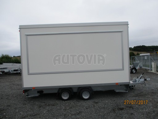 Přívěsný vozík (prodejní stánek) EW 2,5T 4,10x2,20/2,30* č.12