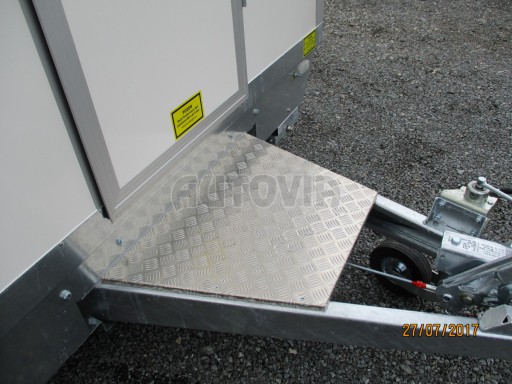 Přívěsný vozík (prodejní stánek) EW 2,5T 4,10x2,20/2,30* č.14